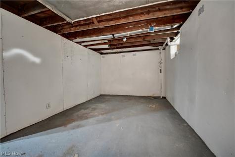 1379 Maryland Avenue SW Canton OH 44710