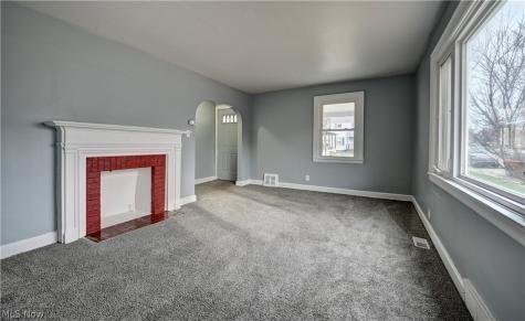 1379 Maryland Avenue SW Canton OH 44710