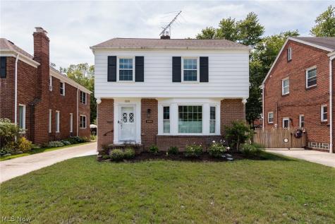 16609 Pilgrim Avenue Cleveland OH 44111