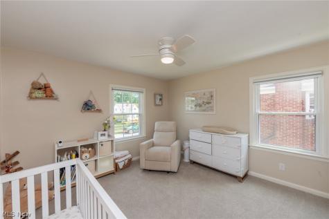 16609 Pilgrim Avenue Cleveland OH 44111