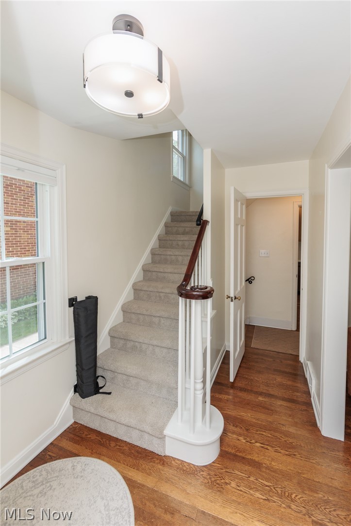 16609 Pilgrim Avenue Cleveland OH 44111