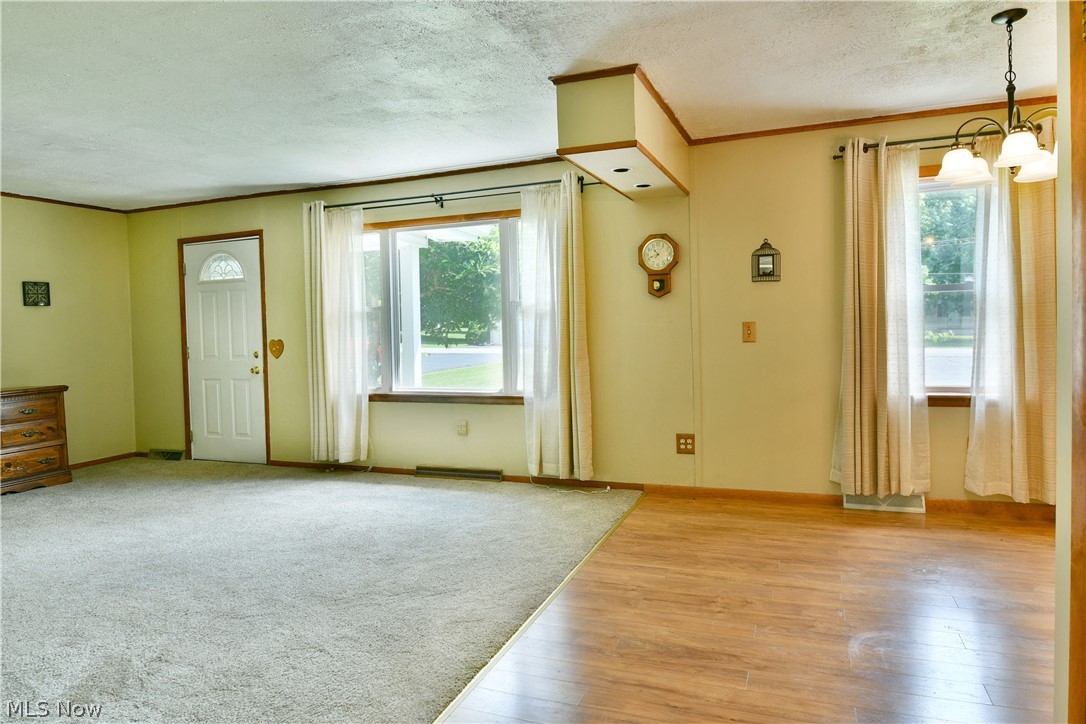 364 Mackey Drive Vienna OH 44473
