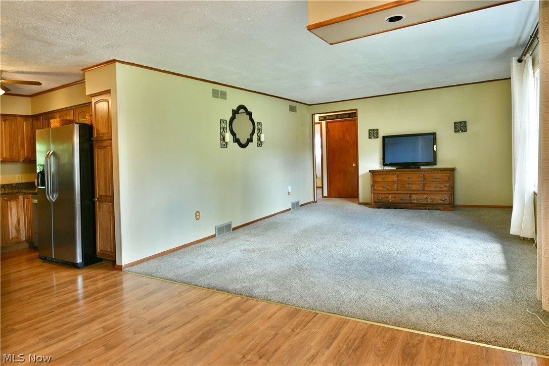 364 Mackey Drive Vienna OH 44473