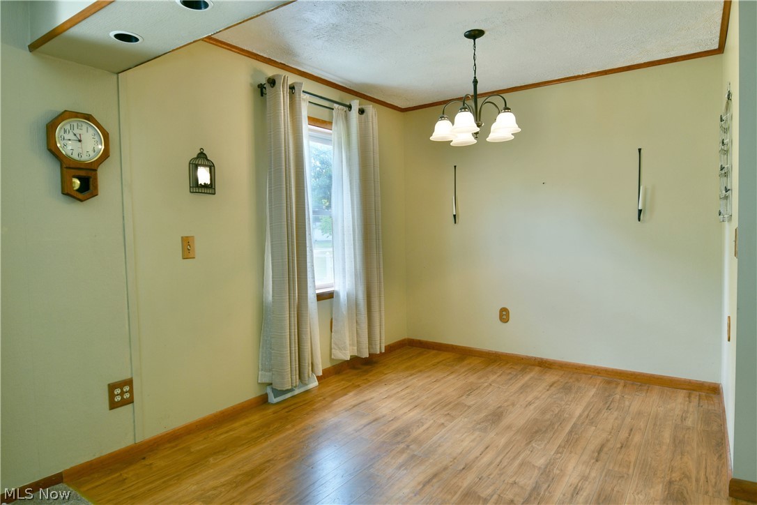 364 Mackey Drive Vienna OH 44473