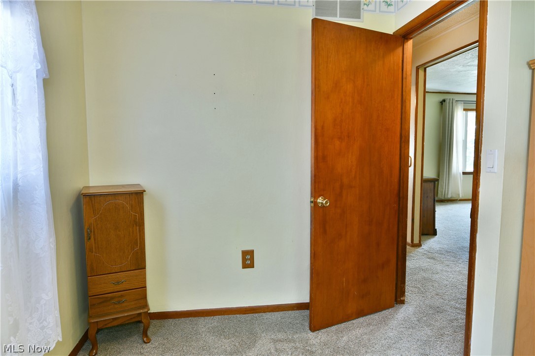 364 Mackey Drive Vienna OH 44473