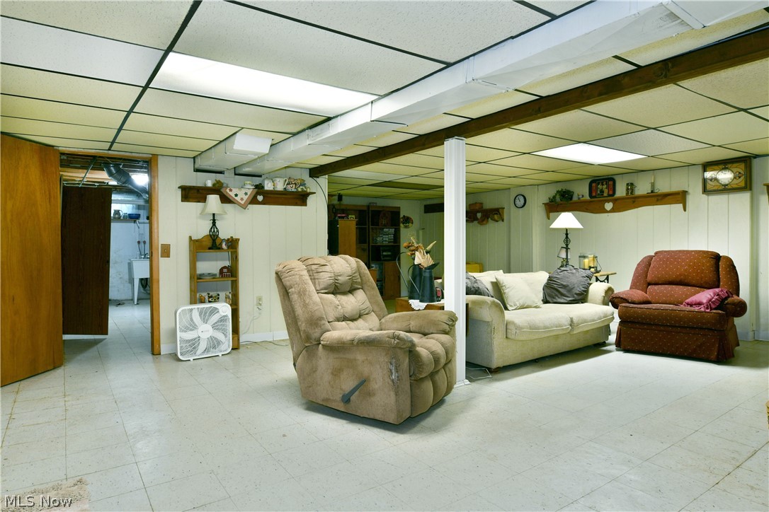 364 Mackey Drive Vienna OH 44473