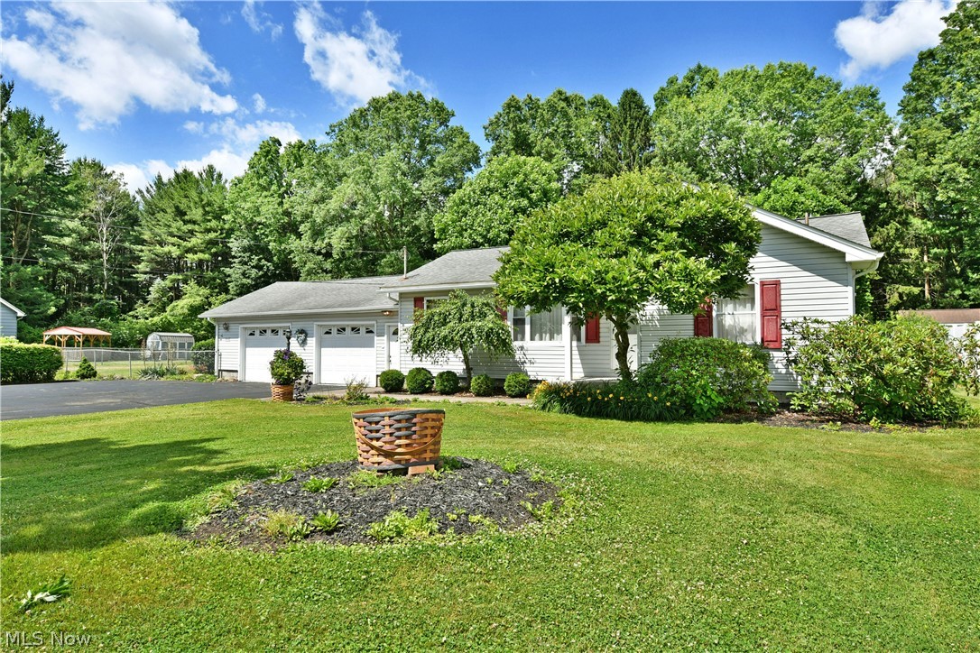 364 Mackey Drive Vienna OH 44473