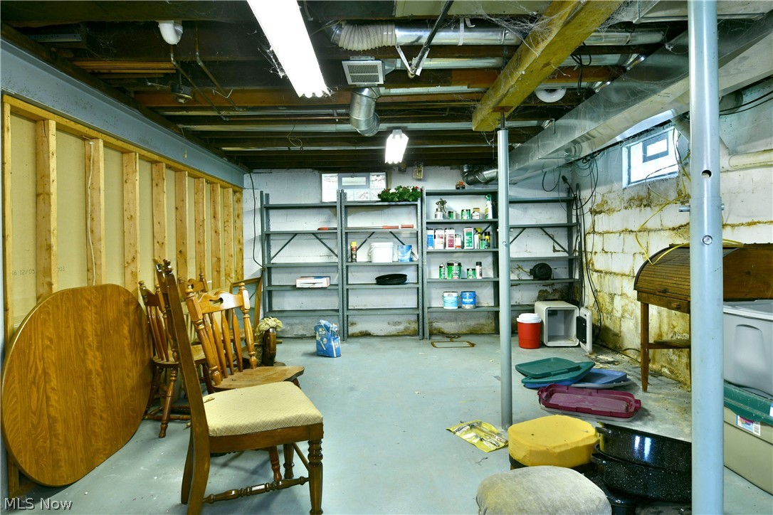 5160 Brunswick Drive Vienna OH 44473