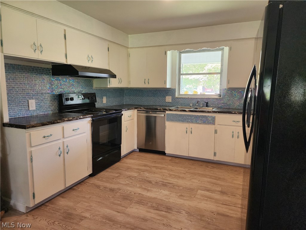 1645 Woodland Drive Coshocton OH 43812