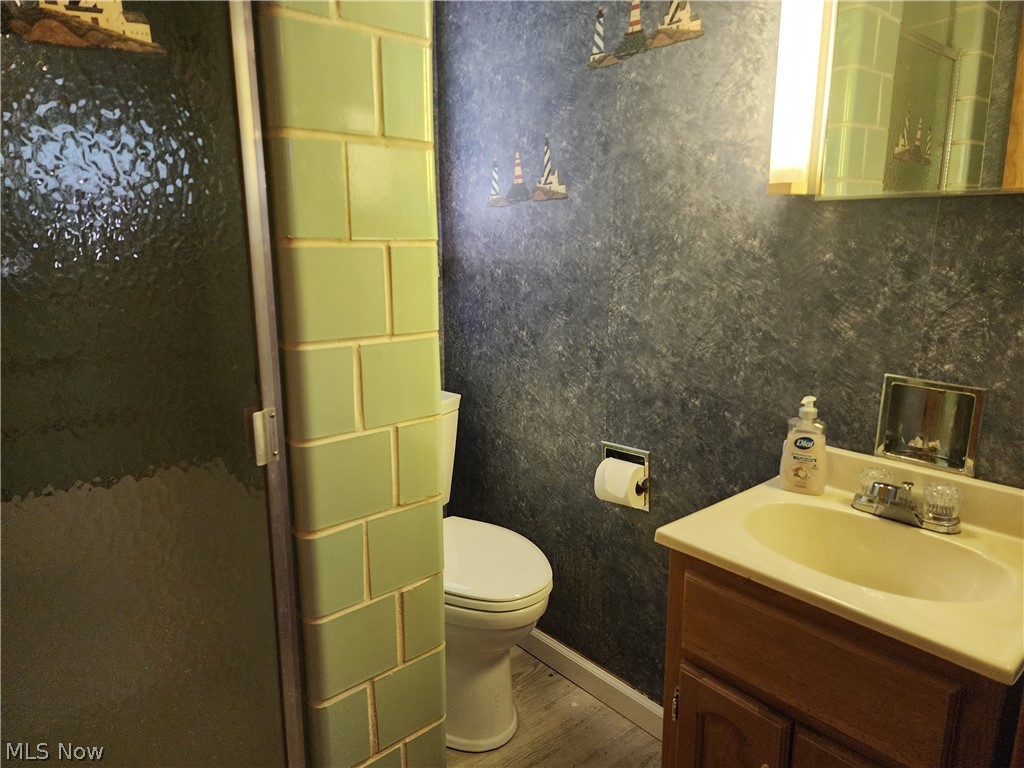 1645 Woodland Drive Coshocton OH 43812