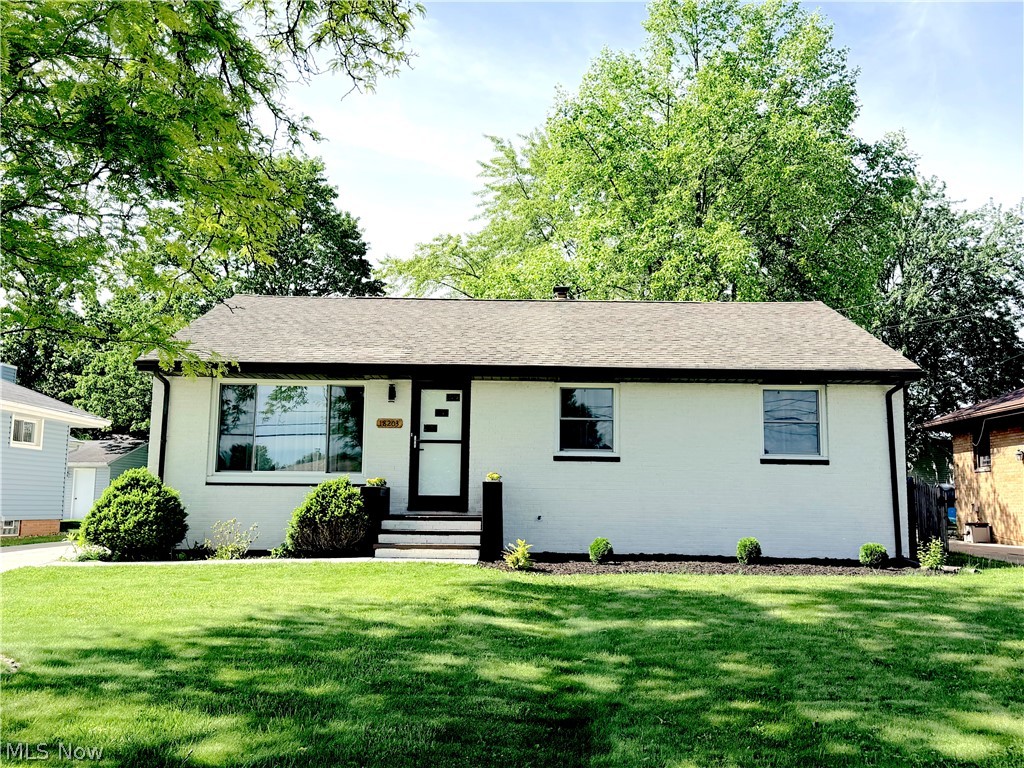 18203 Broxton Drive Strongsville OH 44149