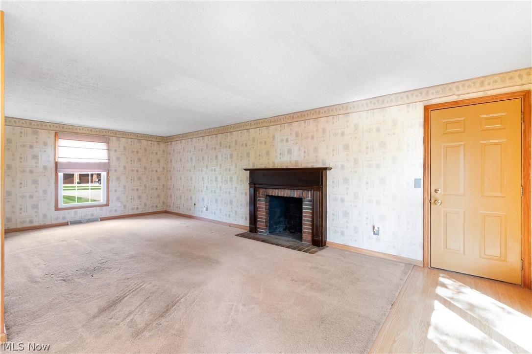 2329 Oak Point Drive Akron OH 44321