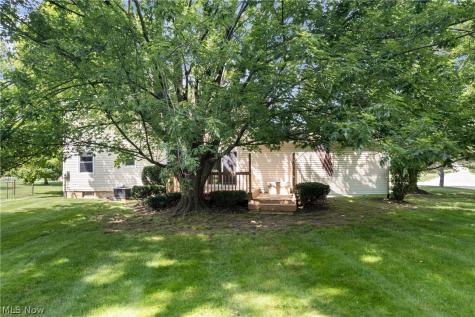 2329 Oak Point Drive Akron OH 44321