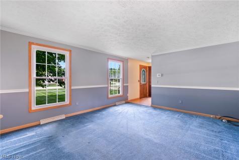 2329 Oak Point Drive Akron OH 44321