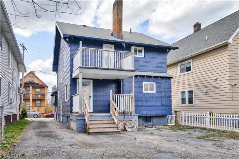 2215 W 105th Street Cleveland OH 44102