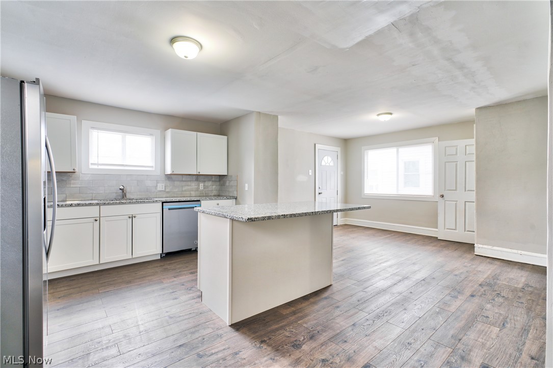 2215 W 105th Street Cleveland OH 44102
