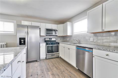 2215 W 105th Street Cleveland OH 44102