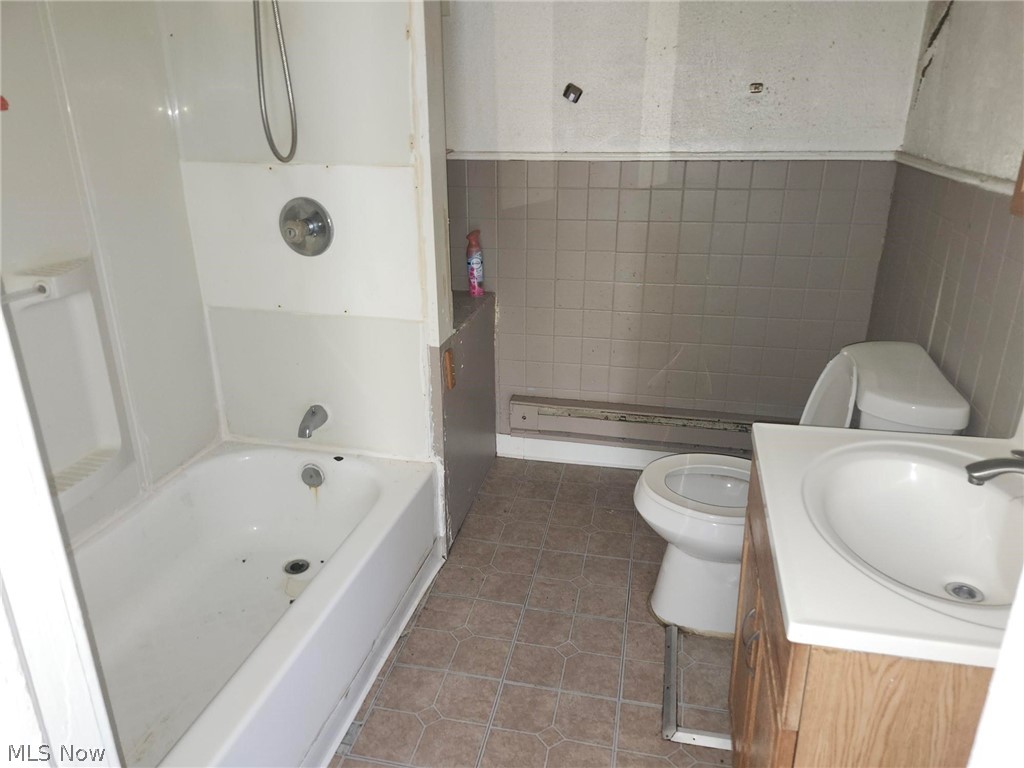 1348 E 134th Street East Cleveland OH 44112