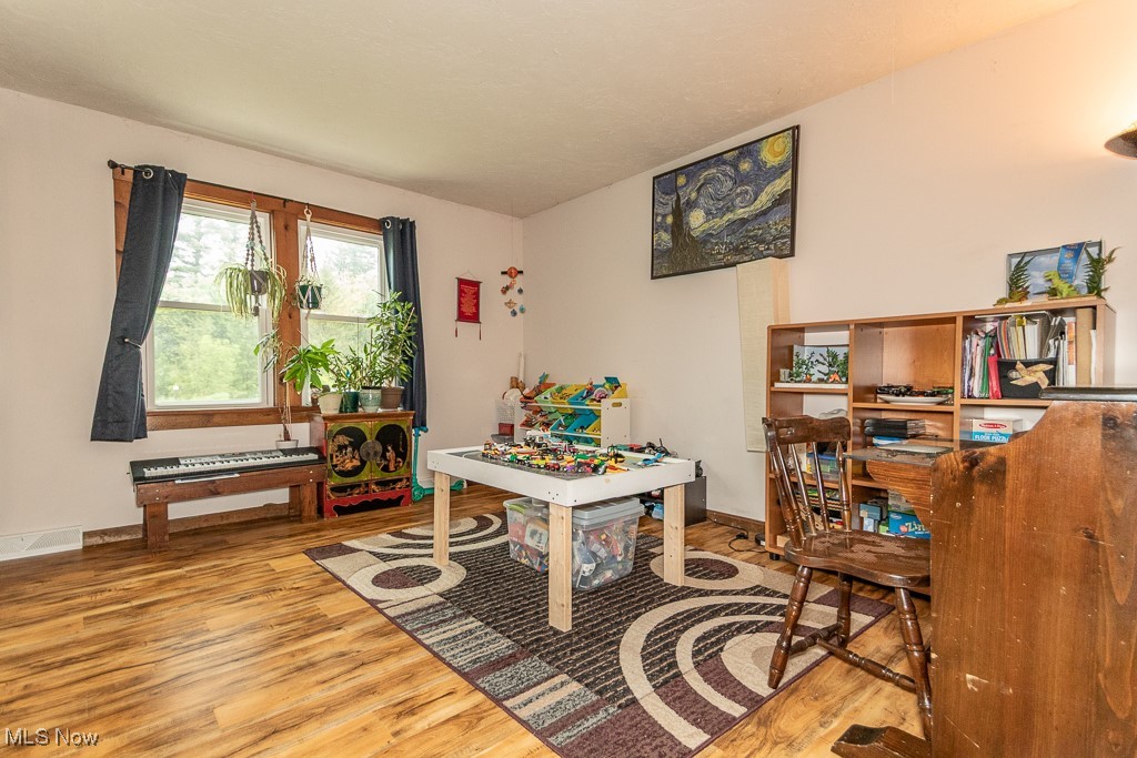 9775 Fairmount Road Newbury OH 44065