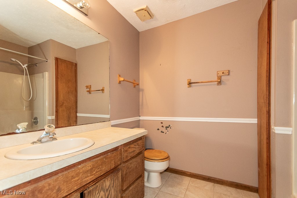 9775 Fairmount Road Newbury OH 44065