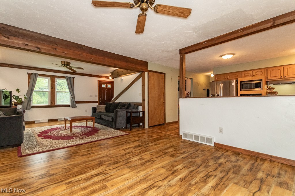 9775 Fairmount Road Newbury OH 44065