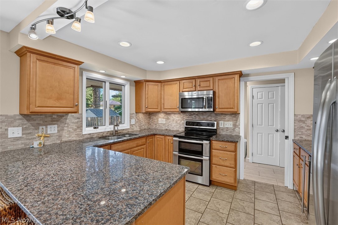 15847 Galemore Drive Middleburg Heights OH 44130