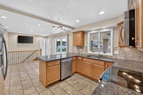 15847 Galemore Drive Middleburg Heights OH 44130