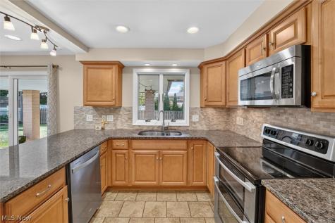 15847 Galemore Drive Middleburg Heights OH 44130