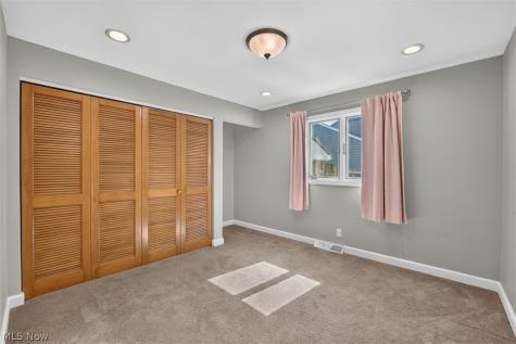 15847 Galemore Drive Middleburg Heights OH 44130