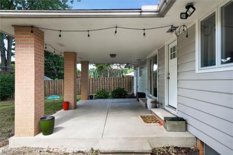 15847 Galemore Drive Middleburg Heights OH 44130