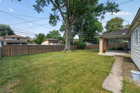 15847 Galemore Drive Middleburg Heights OH 44130