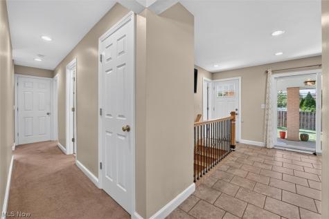 15847 Galemore Drive Middleburg Heights OH 44130