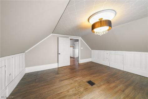 356 E 329th Street Willowick OH 44095