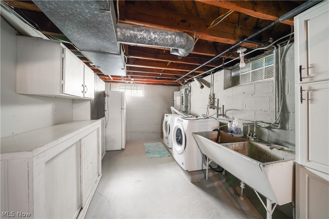 356 E 329th Street Willowick OH 44095