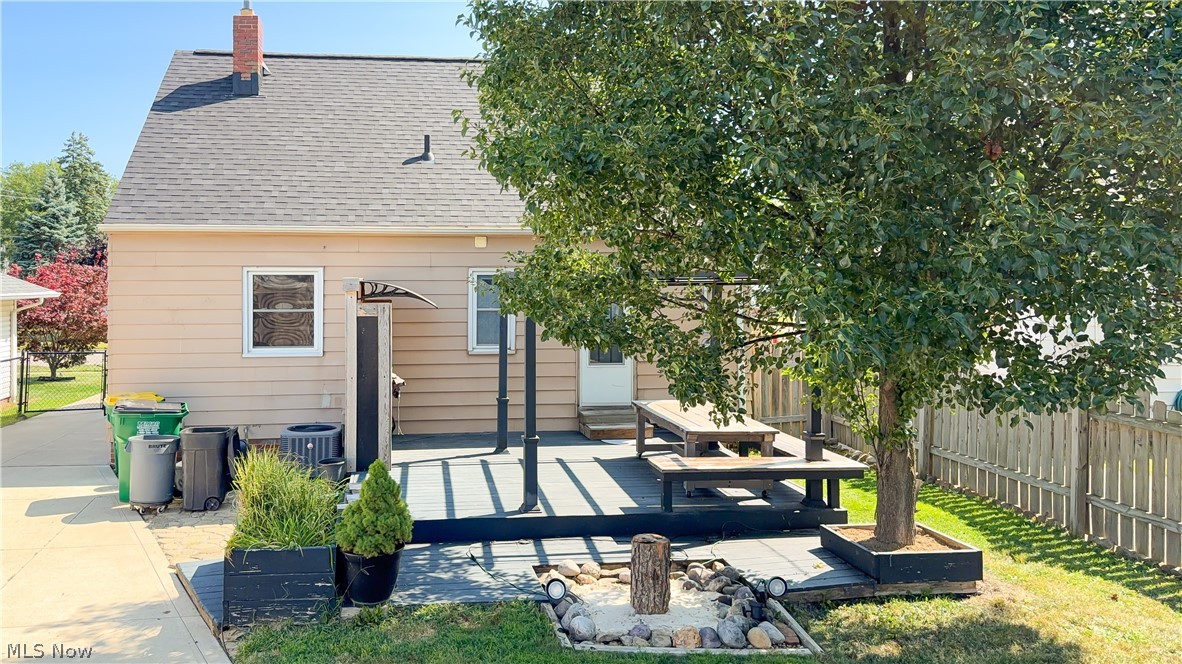 356 E 329th Street Willowick OH 44095