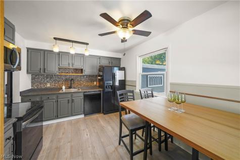 356 E 329th Street Willowick OH 44095