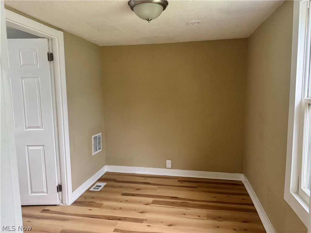 7604 Dudley Avenue Cleveland OH 44102
