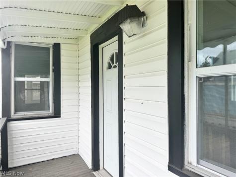 7604 Dudley Avenue Cleveland OH 44102