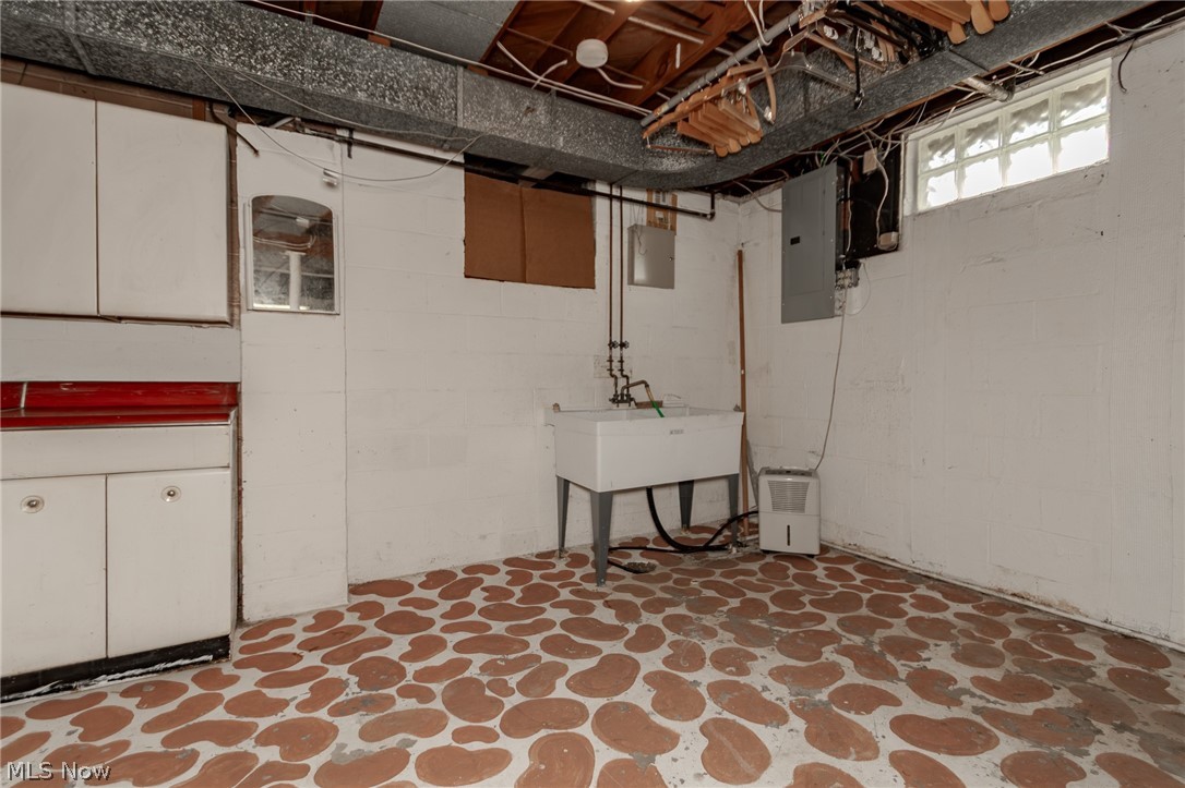277 Gillett Street Painesville OH 44077