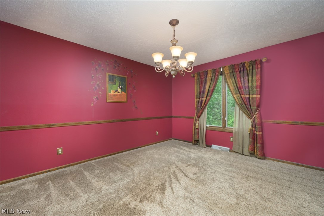 124 Saddle Ridge Circle SE Warren OH 44484
