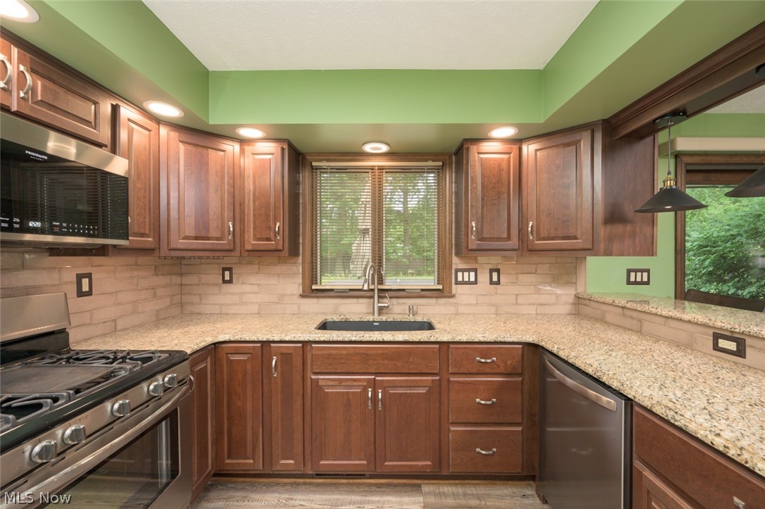 124 Saddle Ridge Circle SE Warren OH 44484