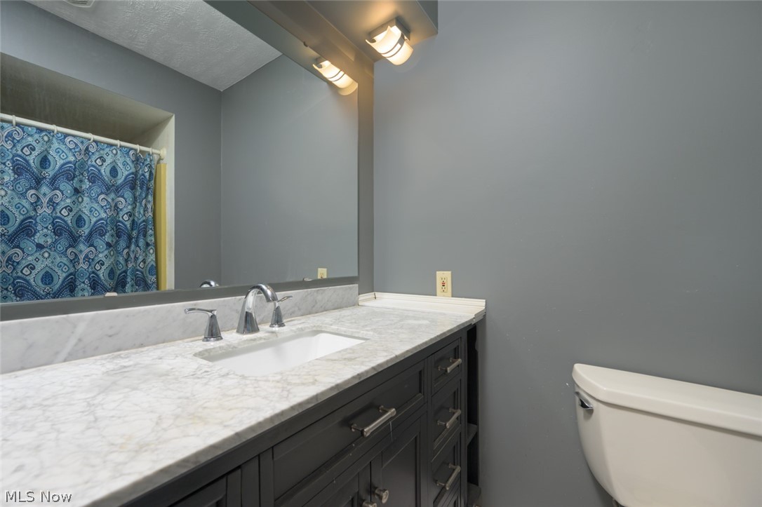 124 Saddle Ridge Circle SE Warren OH 44484