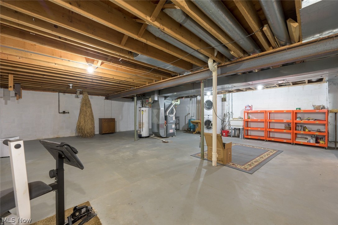 124 Saddle Ridge Circle SE Warren OH 44484