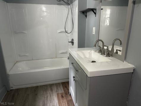 1470 E 332nd Eastlake OH 44095