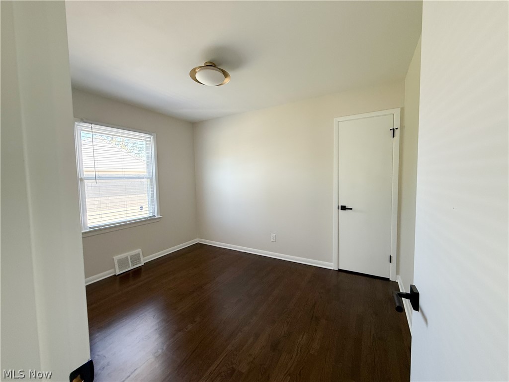 15305 Steinway Boulevard Maple Heights OH 44137