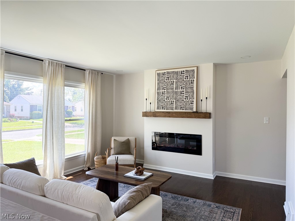 15305 Steinway Boulevard Maple Heights OH 44137