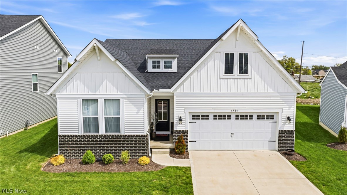 5380 Hawks Nest Circle Sheffield Village OH 44054