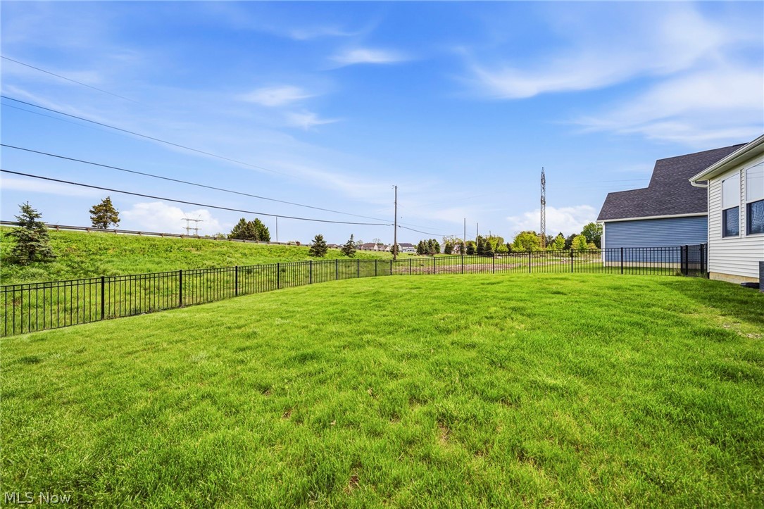 5380 Hawks Nest Circle Sheffield Village OH 44054
