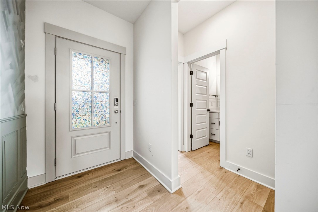 5380 Hawks Nest Circle Sheffield Village OH 44054