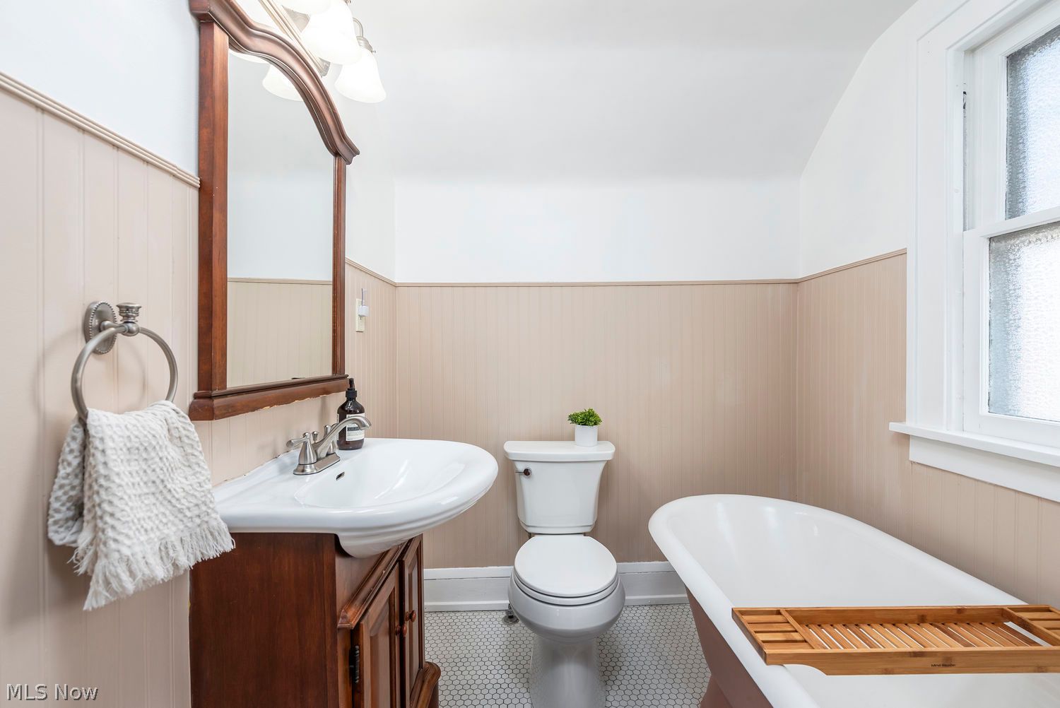 4291 W 196th Street Fairview Park OH 44126